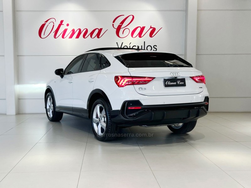 Q3 2.0 TFSI PERFORMANCE SPORTBACK TURBO GASOLINA 4P AUTOMÁTICO - 2023 - FLORES DA CUNHA