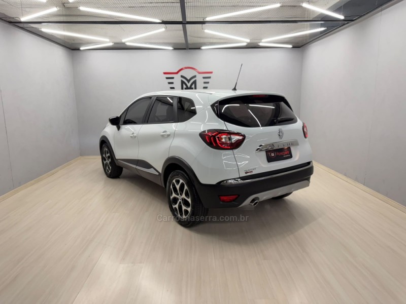 CAPTUR 1.6 16V FLEX INTENSE AUTOMÁTICO - 2018 - CAXIAS DO SUL