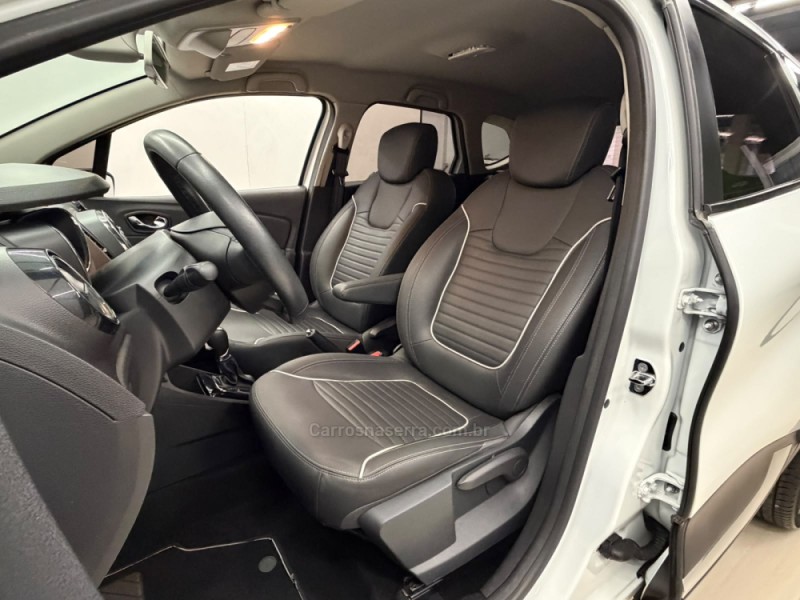 CAPTUR 1.6 16V FLEX INTENSE AUTOMÁTICO - 2018 - CAXIAS DO SUL