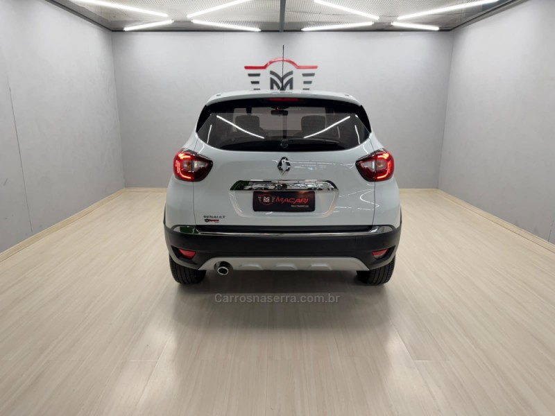 CAPTUR 1.6 16V FLEX INTENSE AUTOMÁTICO - 2018 - CAXIAS DO SUL