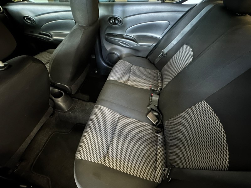 VERSA 1.0 12V FLEX 4P MANUAL - 2019 - SAPIRANGA