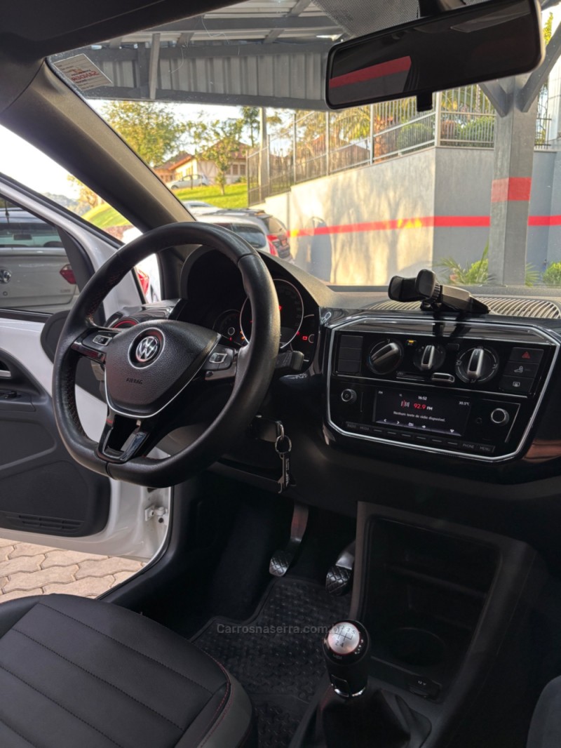 UP 1.0 TSI PEPPER UP 12V FLEX 4P MANUAL - 2018 - HARMONIA