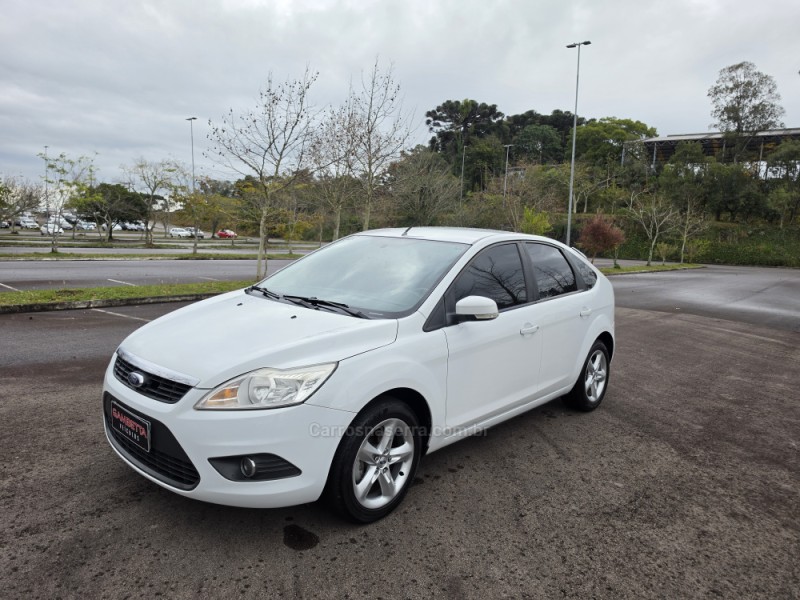 FOCUS 1.6 GLX 8V FLEX 4P MANUAL - 2011 - BENTO GONçALVES