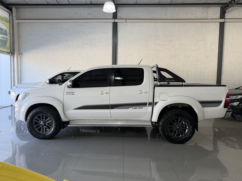 HILUX 3.0 SRV LIMITED EDITION 4X4 CD 16V TURBO INTERCOOLER DIESEL 4P AUTOMÁTICO - 2015 - CAXIAS DO SUL