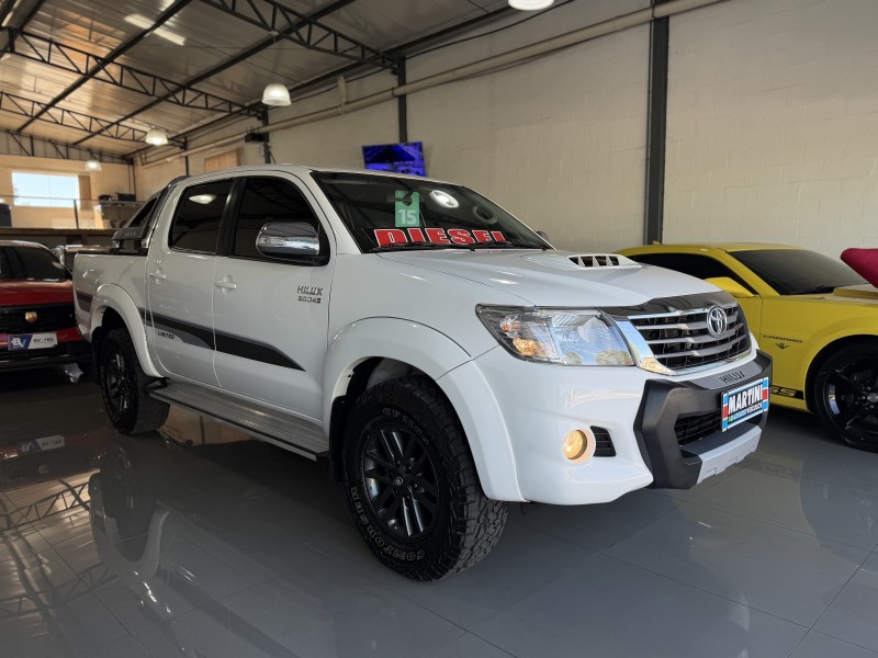 HILUX 3.0 SRV LIMITED EDITION 4X4 CD 16V TURBO INTERCOOLER DIESEL 4P AUTOMÁTICO - 2015 - CAXIAS DO SUL