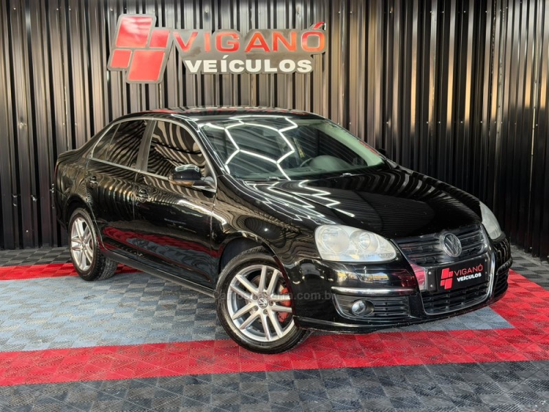 JETTA 2.5 I 20V 150CV GASOLINA 4P TIPTRONIC - 2009 - CAXIAS DO SUL