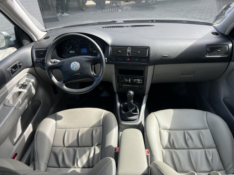 GOLF 2.0 MI COMFORTLINE 8V GASOLINA 4P MANUAL - 2004 - CAXIAS DO SUL
