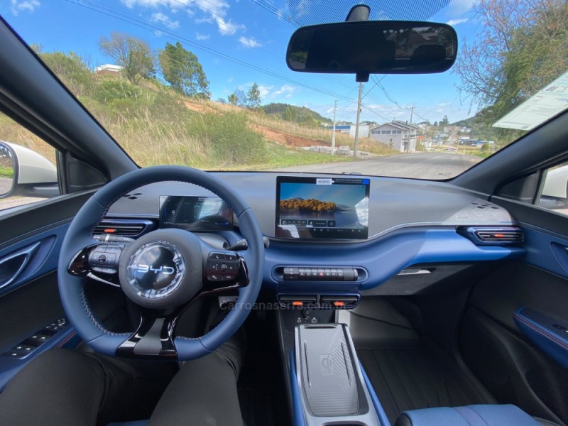 DOLPHIN MINI ELÉTRICO 4P AUTOMÁTICO - 2027 - FLORES DA CUNHA