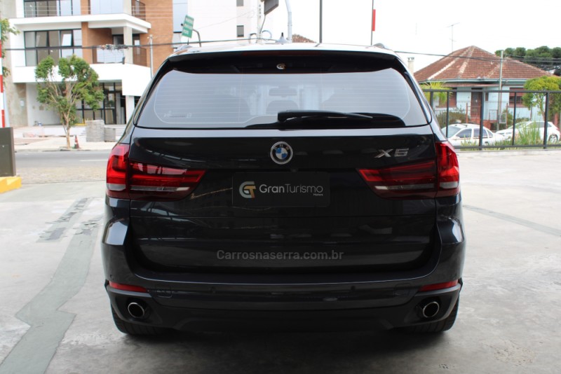 X5 3.0 4X4 30D I6 TURBO DIESEL 4P AUTOMÁTICO - 2017 - CAXIAS DO SUL