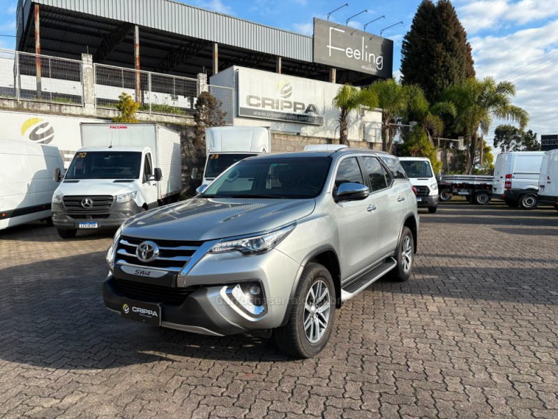 hilux sw4 2.8 srx 4x4 7 lugares 16v turbo intercooler diesel 4p automatico 2020 farroupilha