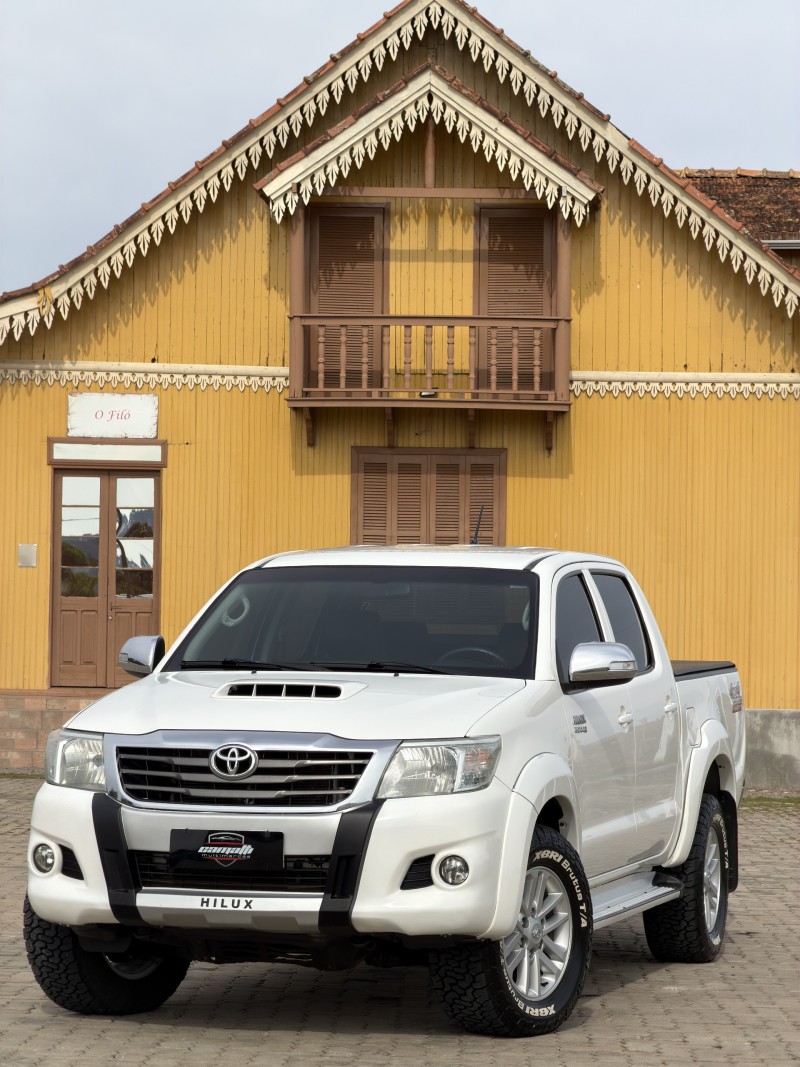 HILUX 3.0 SRV 4X4 CD 16V TURBO INTERCOOLER DIESEL 4P AUTOMÁTICO