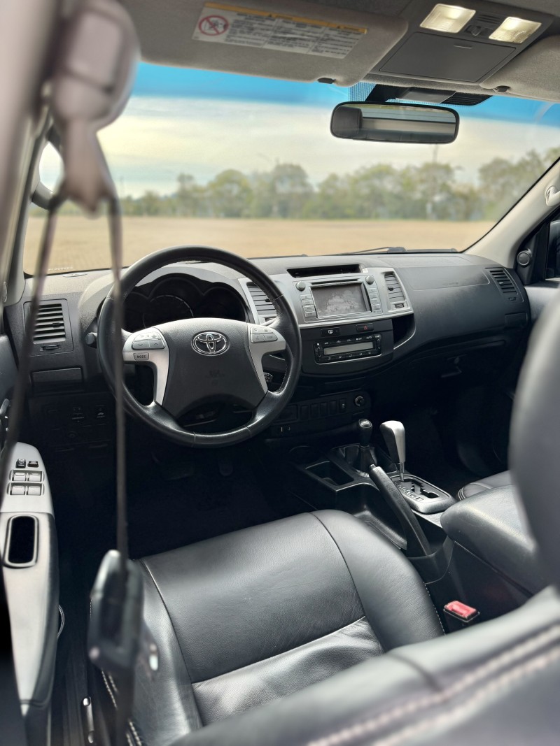 HILUX 3.0 SRV 4X4 CD 16V TURBO INTERCOOLER DIESEL 4P AUTOMÁTICO - 2014 - ANTôNIO PRADO