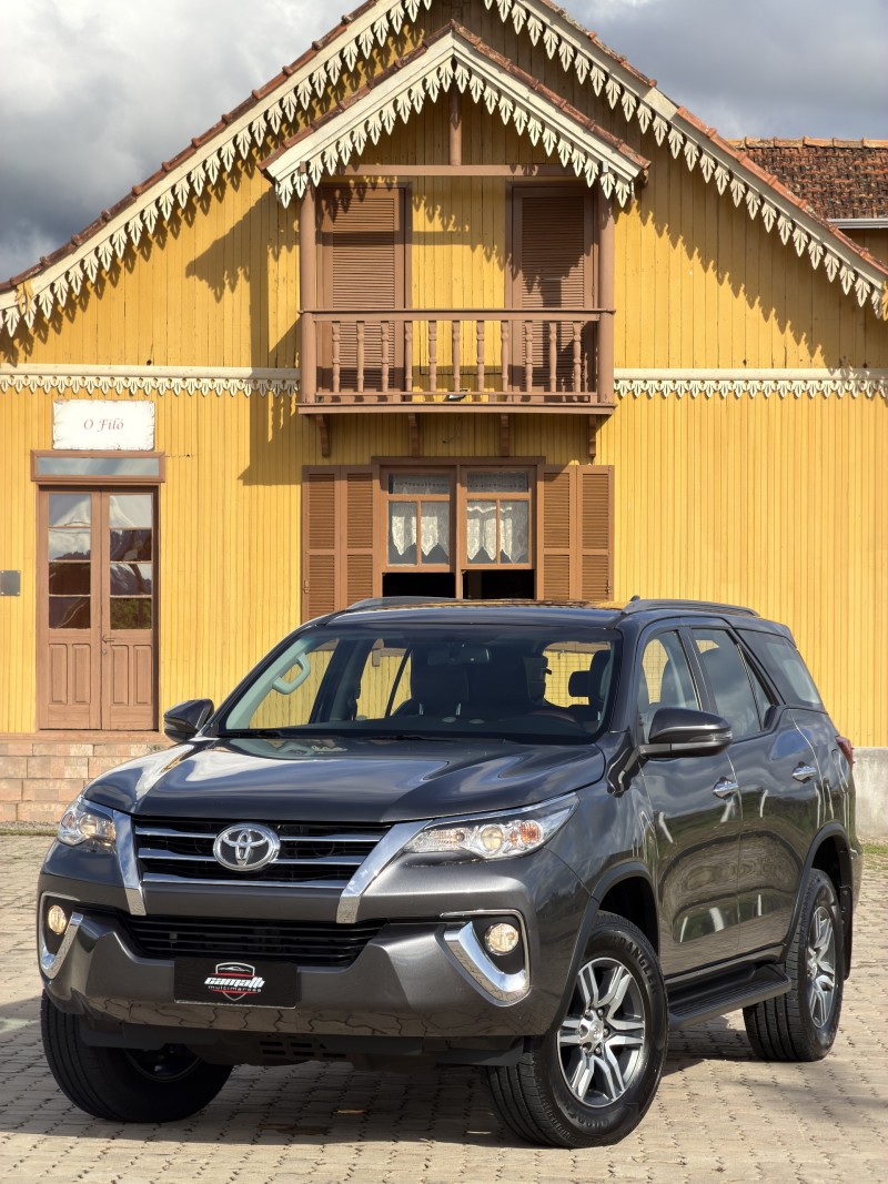 hilux sw4 2.7 srv 4x2 16v flex 7 lugares 4p automatico 2019 antonio prado