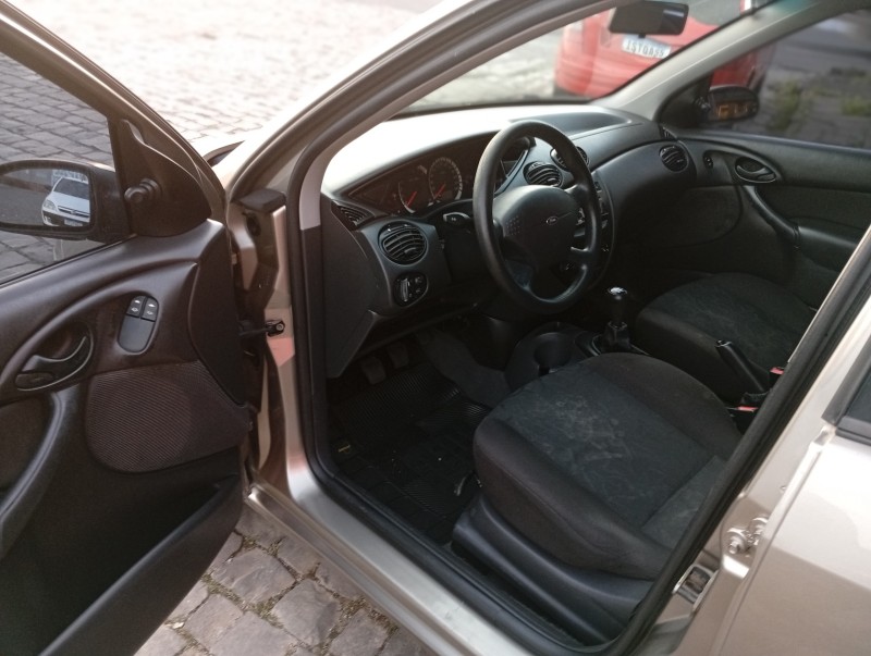 FOCUS 1.6 8V FLEX 4P MANUAL - 2009 - CAXIAS DO SUL