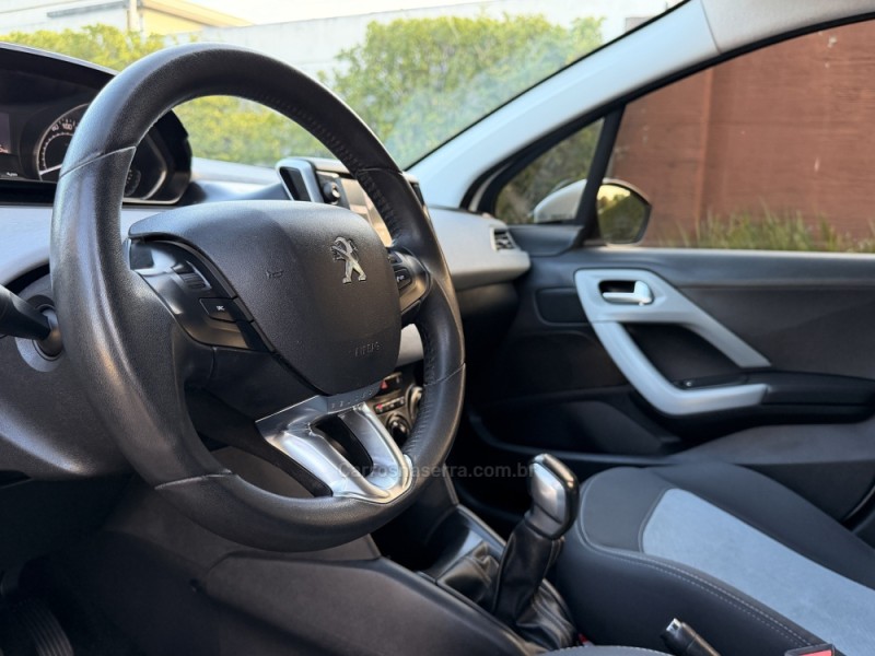 208 1.5 ALLURE 8V FLEX 4P MANUAL - 2014 - SãO LEOPOLDO