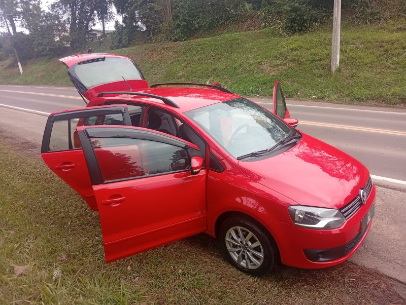SPACEFOX 1.6 MI TREND 8V FLEX 4P MANUAL - 2013 - VENâNCIO AIRES