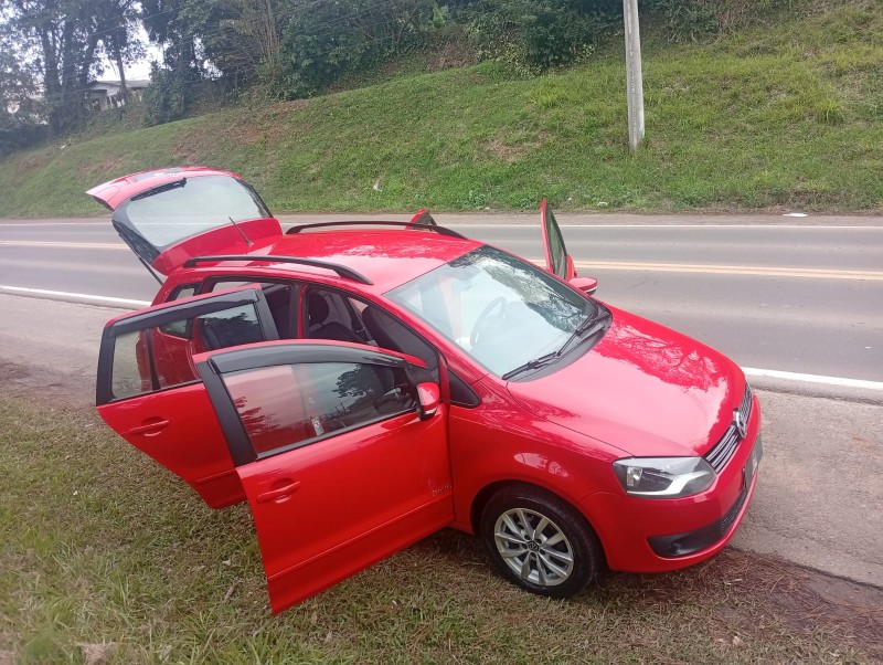 SPACEFOX 1.6 MI TREND 8V FLEX 4P MANUAL - 2013 - VENâNCIO AIRES