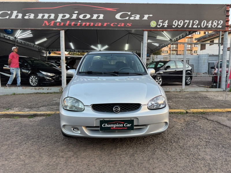 CORSA 1.0 MPFI MILENIUM 8V GASOLINA 4P MANUAL - 2001 - VACARIA