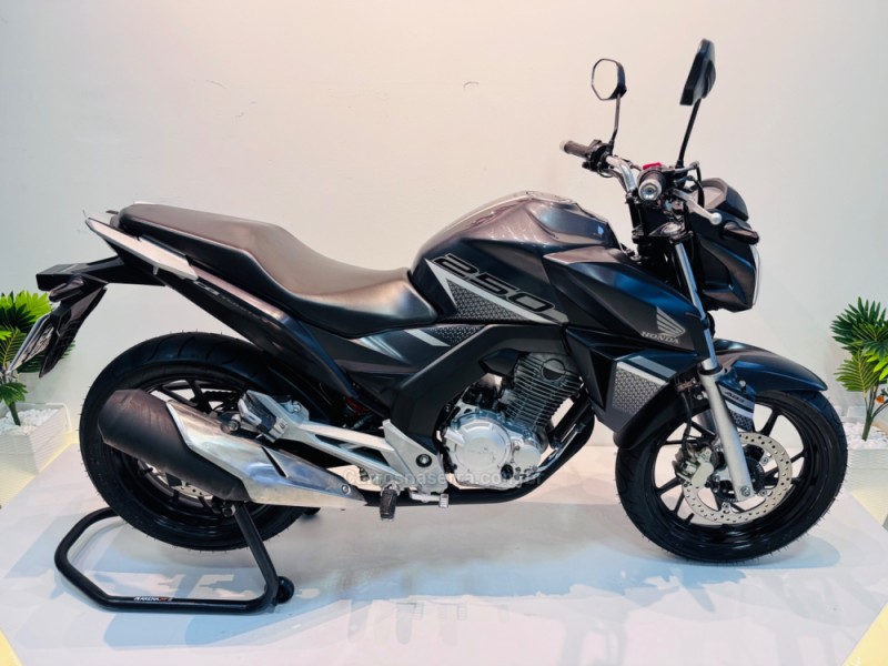 CB 250F TWISTER ABS - 2022 - CAXIAS DO SUL