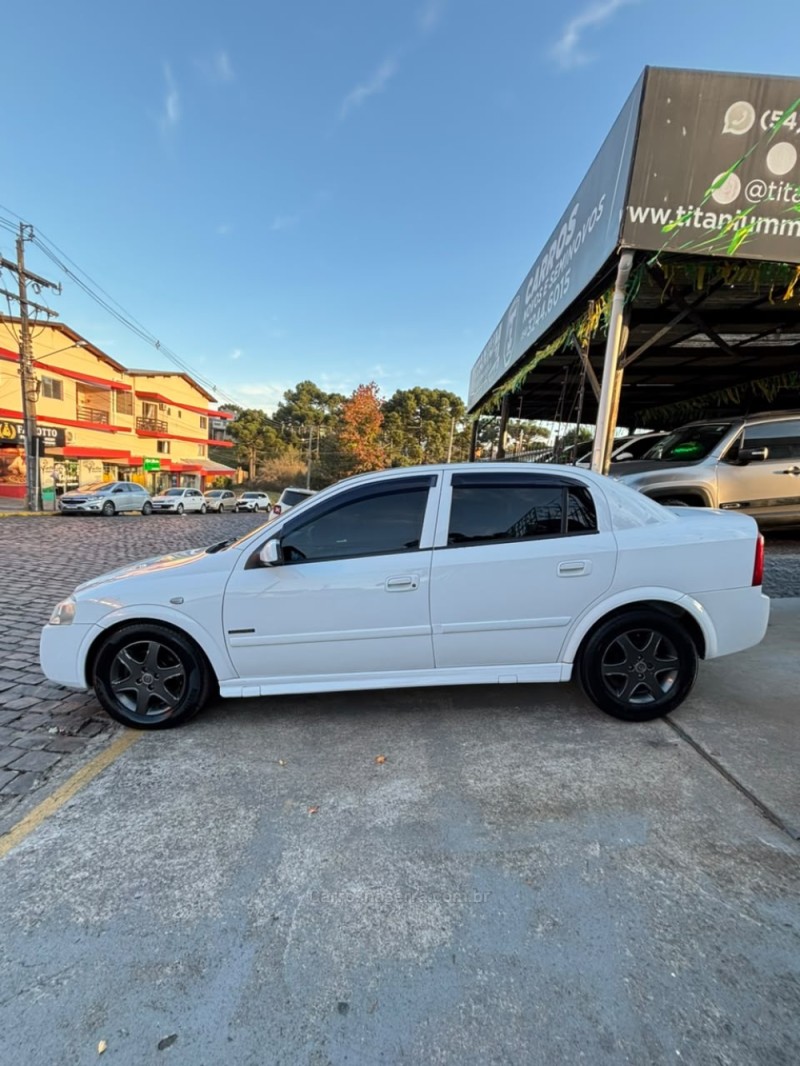 ASTRA 2.0 MPFI ADVANTAGE SEDAN 8V FLEX 4P MANUAL - 2008 - SãO FRANCISCO DE PAULA