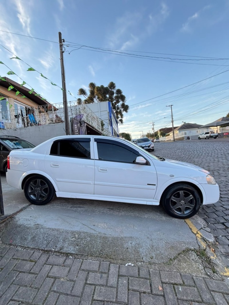 ASTRA 2.0 MPFI ADVANTAGE SEDAN 8V FLEX 4P MANUAL - 2008 - SãO FRANCISCO DE PAULA