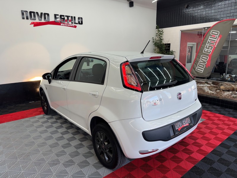 PUNTO 1.4 ATTRACTIVE 8V FLEX 4P MANUAL - 2016 - CAXIAS DO SUL