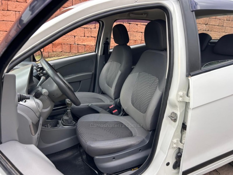 PALIO 1.4 MPI ATTRACTIVE 8V FLEX 4P MANUAL - 2016 - VENâNCIO AIRES