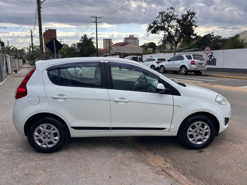 PALIO 1.4 MPI ATTRACTIVE 8V FLEX 4P MANUAL - 2016 - VENâNCIO AIRES