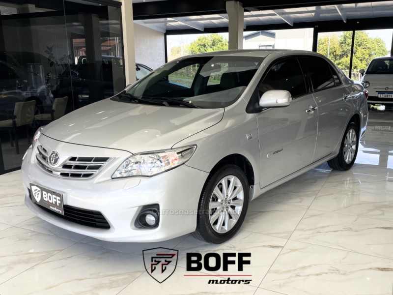 COROLLA 2.0 ALTIS PREMIUM 16V FLEX 4P AUTOMÁTICO - 2012 - CAXIAS DO SUL