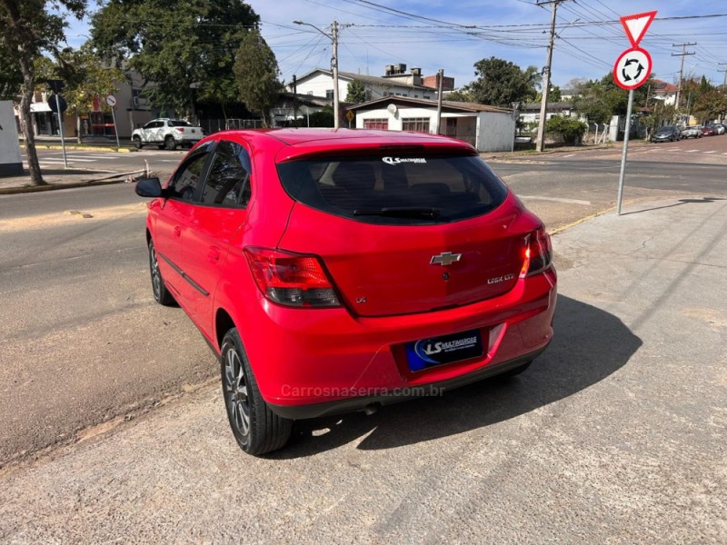 ONIX 1.4 MPFI LTZ 8V FLEX 4P MANUAL - 2014 - VENâNCIO AIRES
