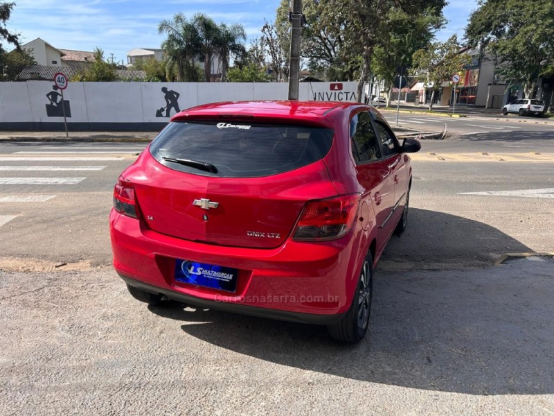 ONIX 1.4 MPFI LTZ 8V FLEX 4P MANUAL - 2014 - VENâNCIO AIRES