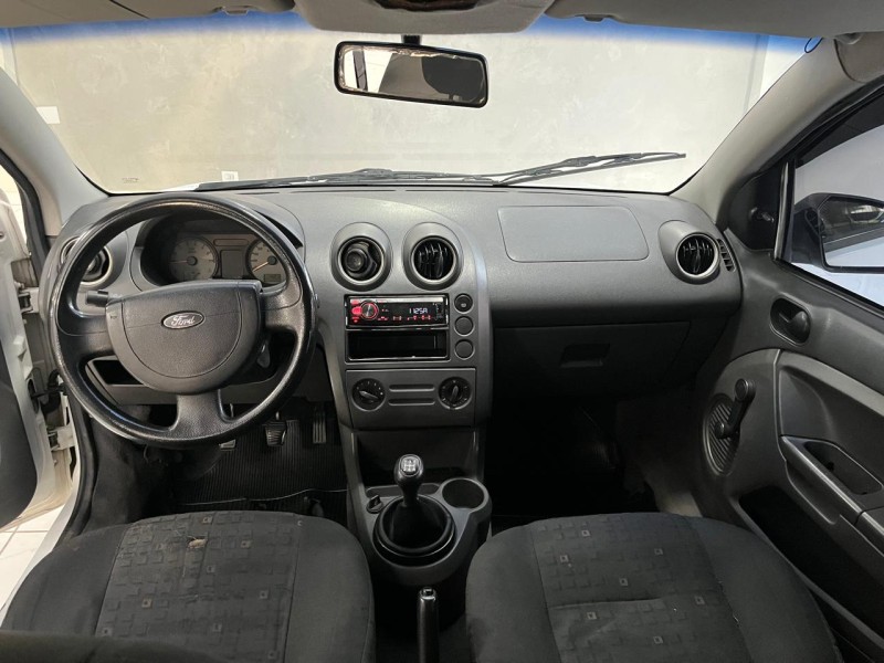 FIESTA 1.0 MPI 8V GASOLINA 4P MANUAL - 2003 - CAXIAS DO SUL