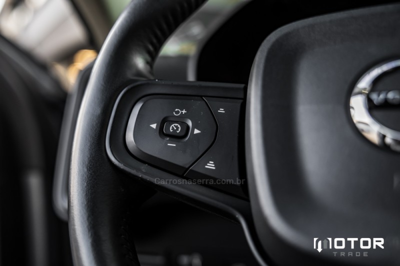 XC 40 2.0 T4 GASOLINA INSCRIPTION - 2019 - PORTO ALEGRE