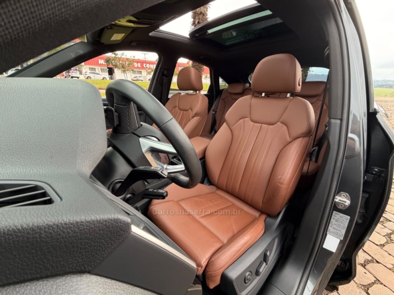 Q5 2.0 TFSI PERFORMANCE BLACK QUATTRO HÍBRIDO 4P AUTOMÁTICO - 2023 - CASCA
