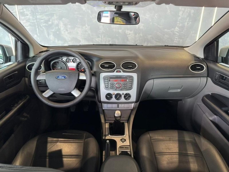 FOCUS 1.6 GL SEDAN 8V FLEX 4P MANUAL - 2013 - CAXIAS DO SUL