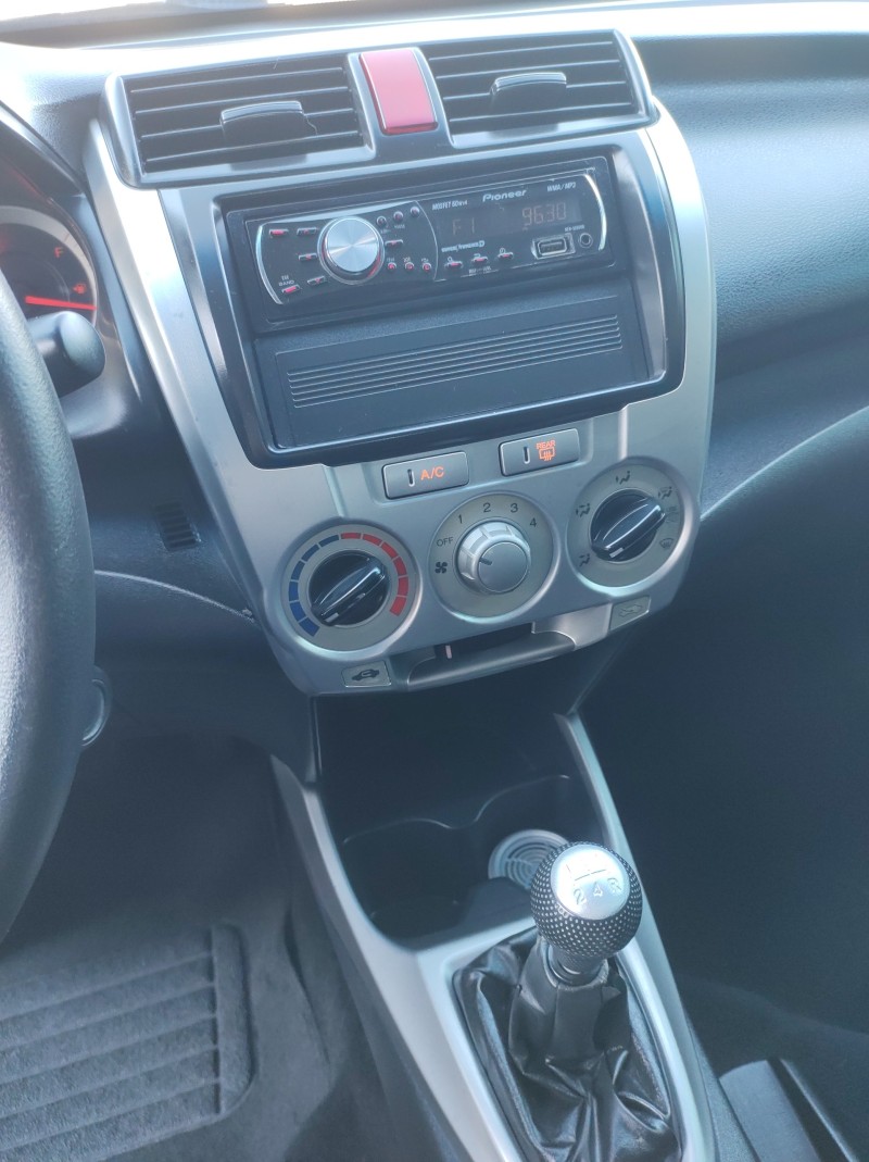 CITY 1.5 DX 16V FLEX 4P MANUAL - 2011 - VALE REAL