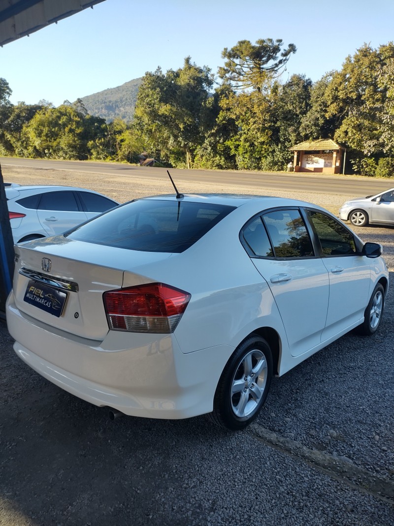 CITY 1.5 DX 16V FLEX 4P MANUAL - 2011 - VALE REAL