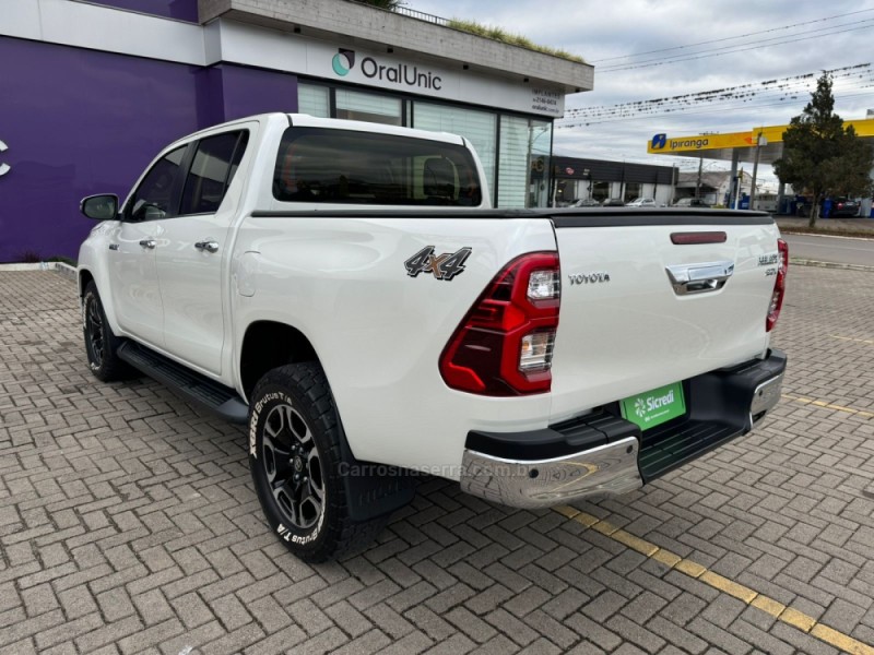 HILUX 2.8 SRX 4X4 CD 16V DIESEL 4P AUTOMÁTICO - 2022 - VERANóPOLIS