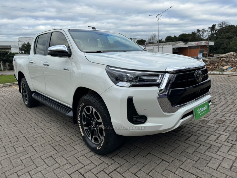HILUX 2.8 SRX 4X4 CD 16V DIESEL 4P AUTOMÁTICO - 2022 - VERANóPOLIS