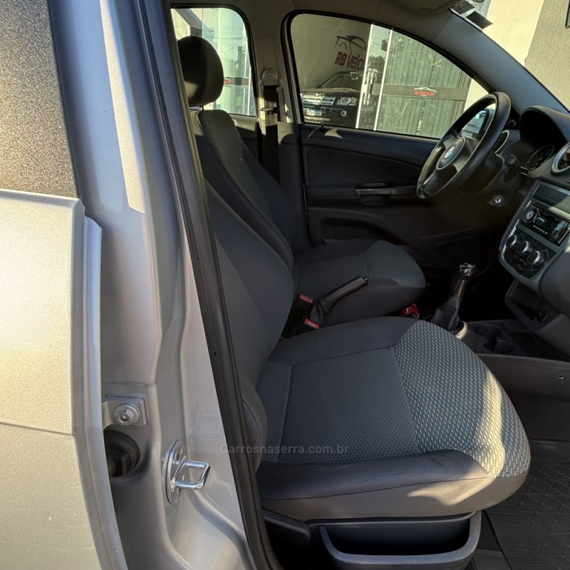 GOL 1.0 MI TREND 8V FLEX 4P MANUAL - 2013 - GUAPORé