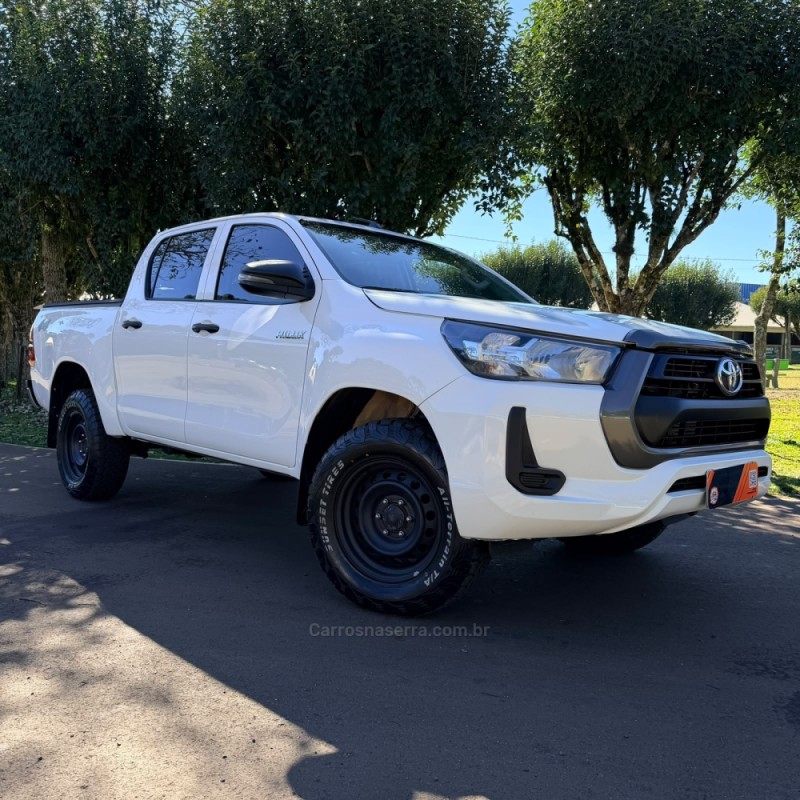 HILUX 2.8 STD 4X4 CD 16V DIESEL 4P MANUAL - 2024 - VACARIA