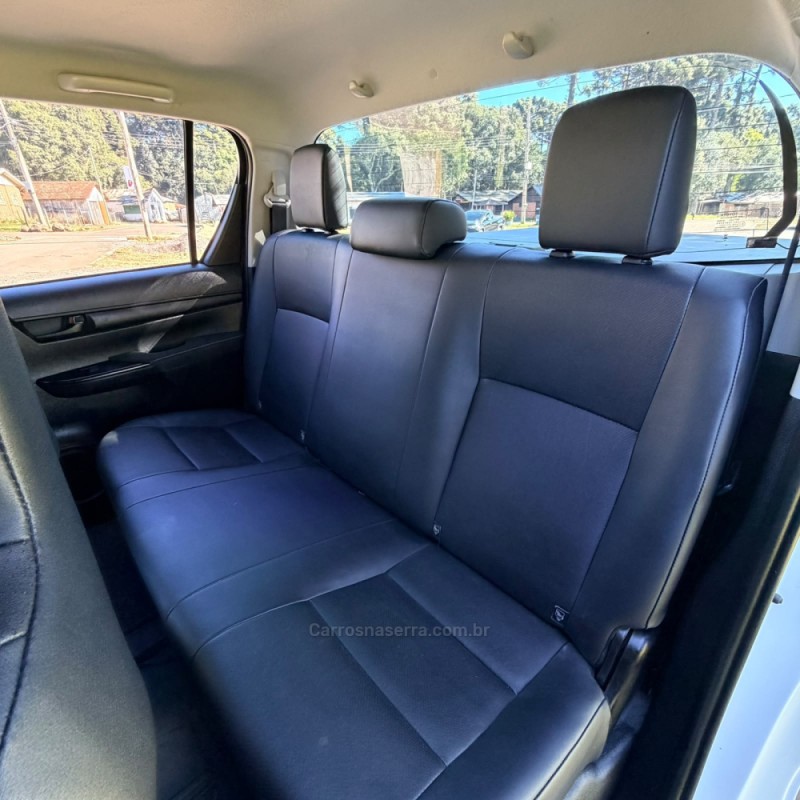 HILUX 2.8 STD 4X4 CD 16V DIESEL 4P MANUAL - 2024 - VACARIA