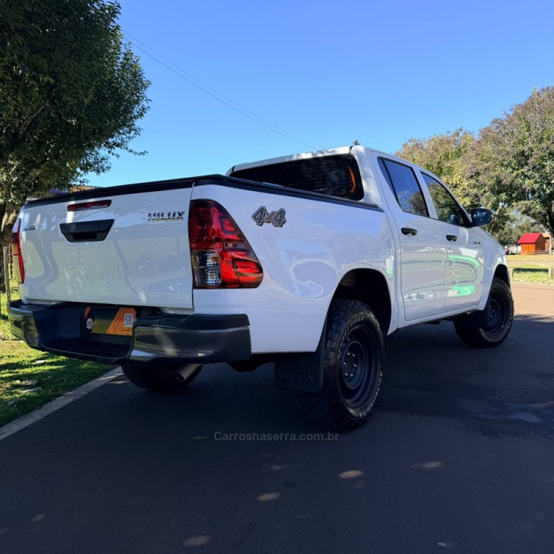 HILUX 2.8 STD 4X4 CD 16V DIESEL 4P MANUAL - 2024 - VACARIA