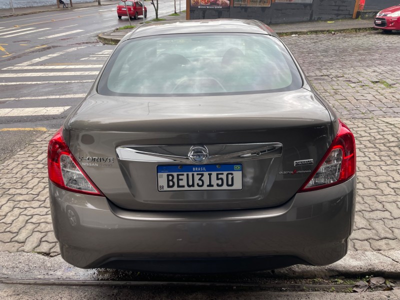VERSA 1.6 V-DRIVE PLUS 16V FLEX 4P AUTOMÁTICO - 2021 - CAXIAS DO SUL