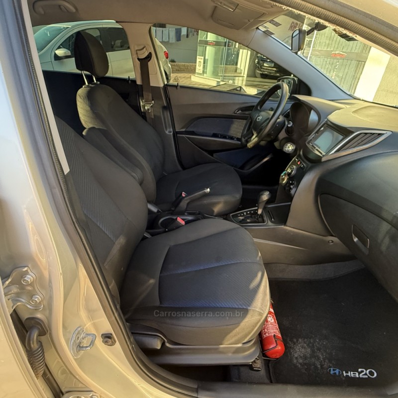 HB20 1.6 COMFORT PLUS 16V FLEX 4P AUTOMÁTICO - 2013 - GUAPORé