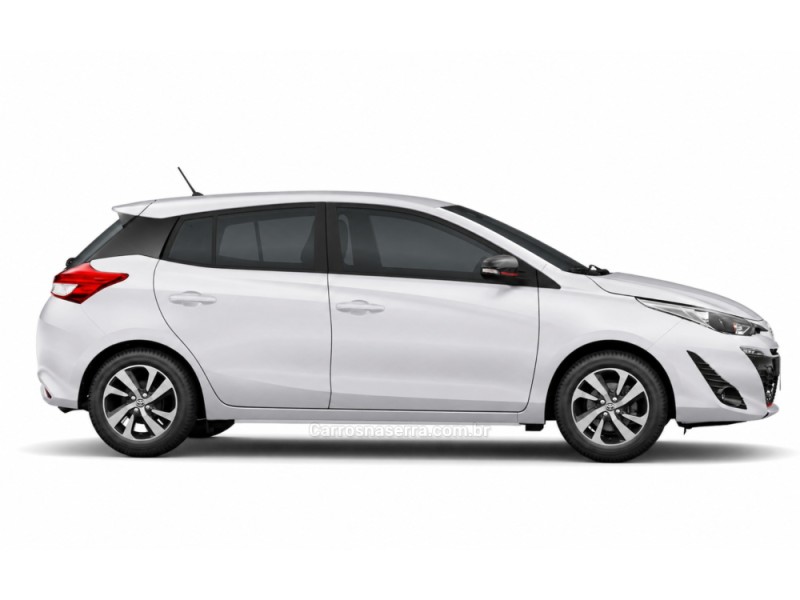 YARIS 1.5 XL PLUS CONNECT 16V FLEX 4P AUTOMÁTICO - 2022 - NOVO HAMBURGO