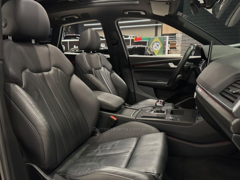Q5 2.0 TFSI S LINE BLACK QUATTRO S TRONIC GASOLINA 4P - 2023 - CAXIAS DO SUL