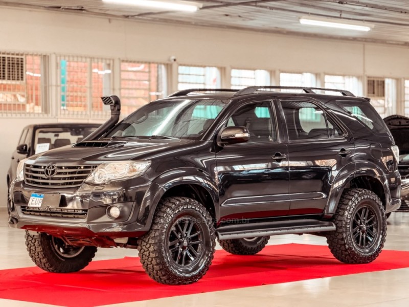 hilux sw4 3.0 srv 4x4 cd 16v turbo intercooler diesel 4p automatico 2013 nova prata