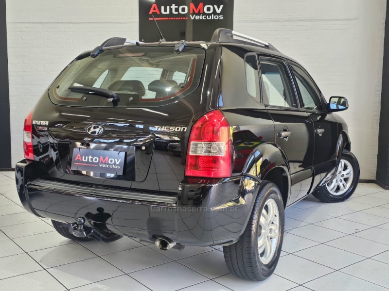 TUCSON 2.0 MPFI GL 16V 142CV 2WD GASOLINA 4P MANUAL - 2007 - CAXIAS DO SUL