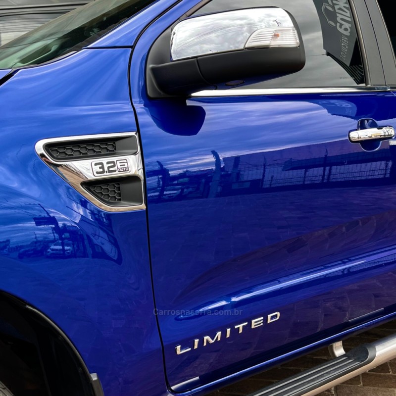 RANGER 3.2 LIMITED 4X4 CD 20V DIESEL 4P AUTOMÁTICO - 2015 - VACARIA